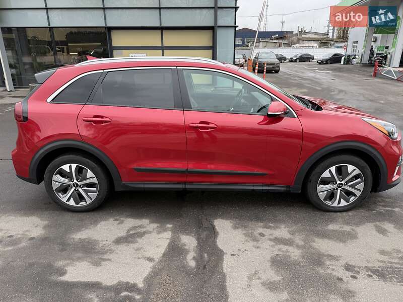 Внедорожник / Кроссовер Kia Niro 2022 в Одессе фото 4 Внедорожник / Кроссовер Kia Niro 2022 в Одессе