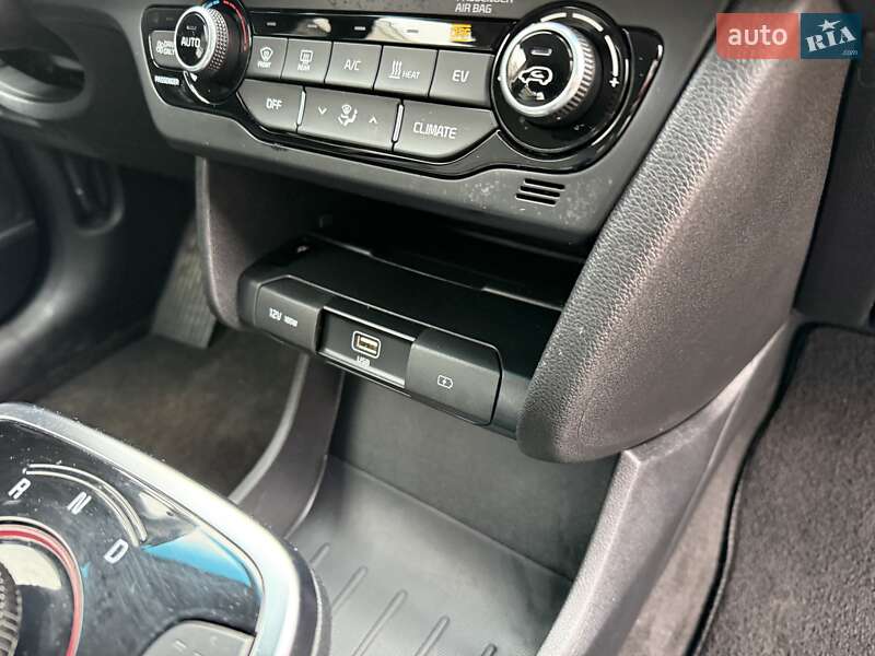 Внедорожник / Кроссовер Kia Niro 2022 в Одессе фото 29 Внедорожник / Кроссовер Kia Niro 2022 в Одессе