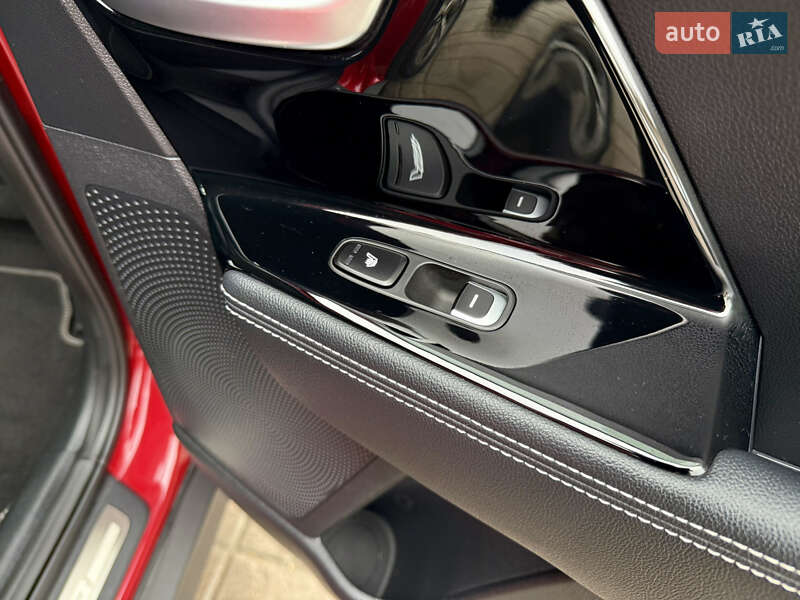 Позашляховик / Кросовер Kia Niro 2020 в Тернополі