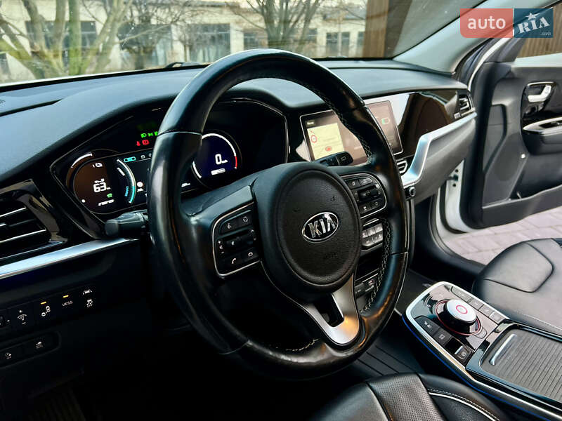 Внедорожник / Кроссовер Kia Niro 2020 в Тернополе