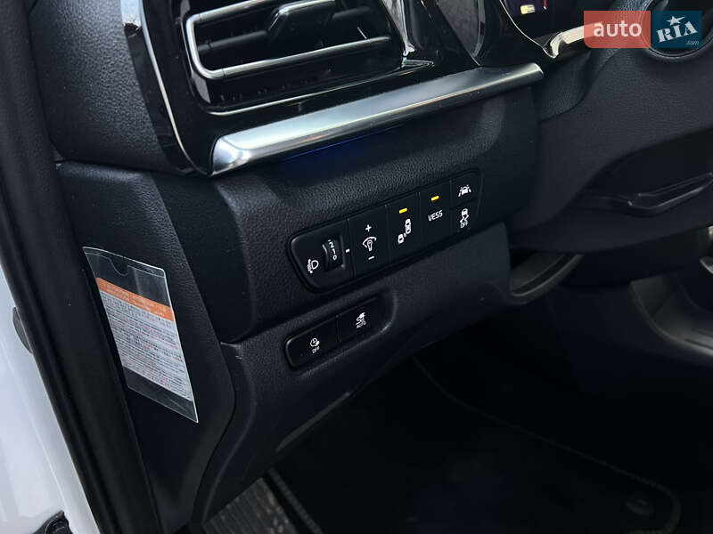 Внедорожник / Кроссовер Kia Niro 2020 в Тернополе