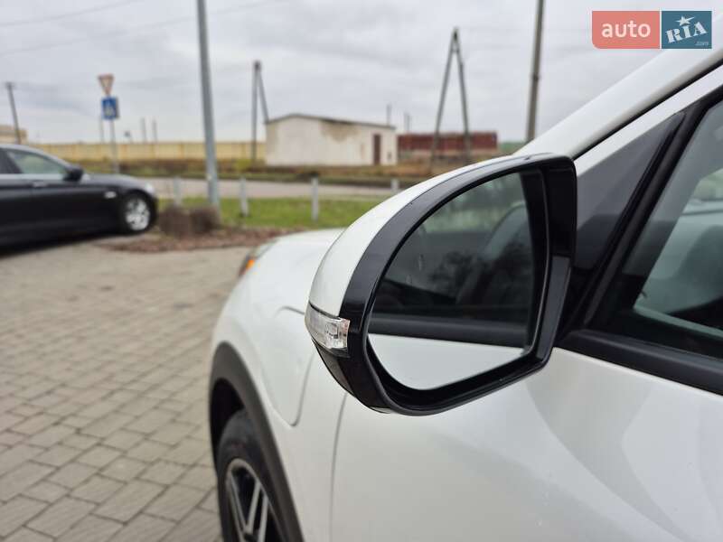 Внедорожник / Кроссовер Kia Niro 2019 в Владимире фото 13 Внедорожник / Кроссовер Kia Niro 2019 в Владимире