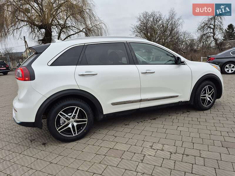 Внедорожник / Кроссовер Kia Niro 2019 в Владимире фото 19 Внедорожник / Кроссовер Kia Niro 2019 в Владимире