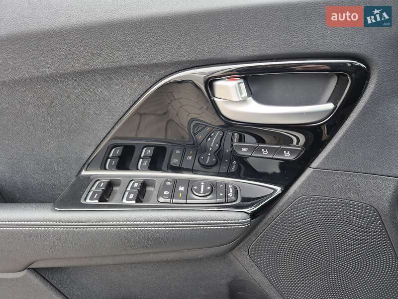 Внедорожник / Кроссовер Kia Niro 2019 в Владимире фото 56 Внедорожник / Кроссовер Kia Niro 2019 в Владимире