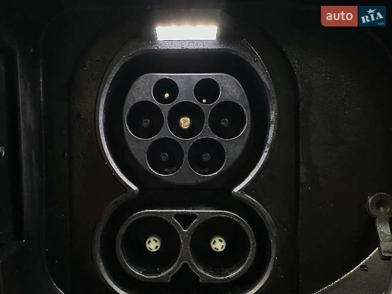 Позашляховик / Кросовер Kia Niro 2022 в Львові