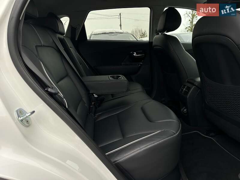 Позашляховик / Кросовер Kia Niro 2022 в Львові