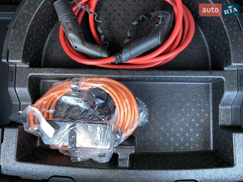 Внедорожник / Кроссовер Kia Niro 2020 в Львове