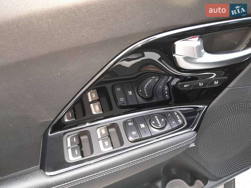 Внедорожник / Кроссовер Kia Niro 2020 в Луцке