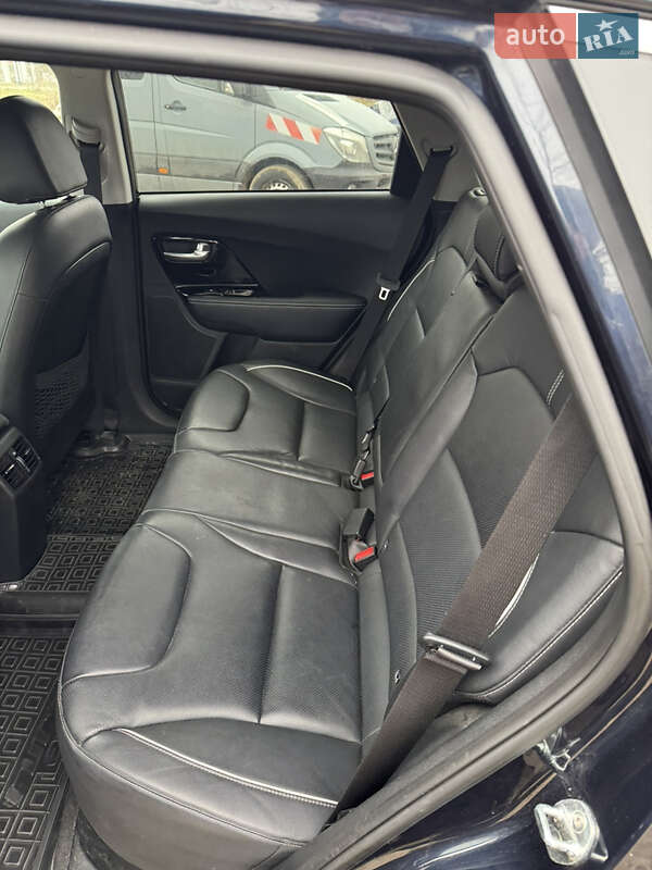 Позашляховик / Кросовер Kia Niro 2020 в Яворові