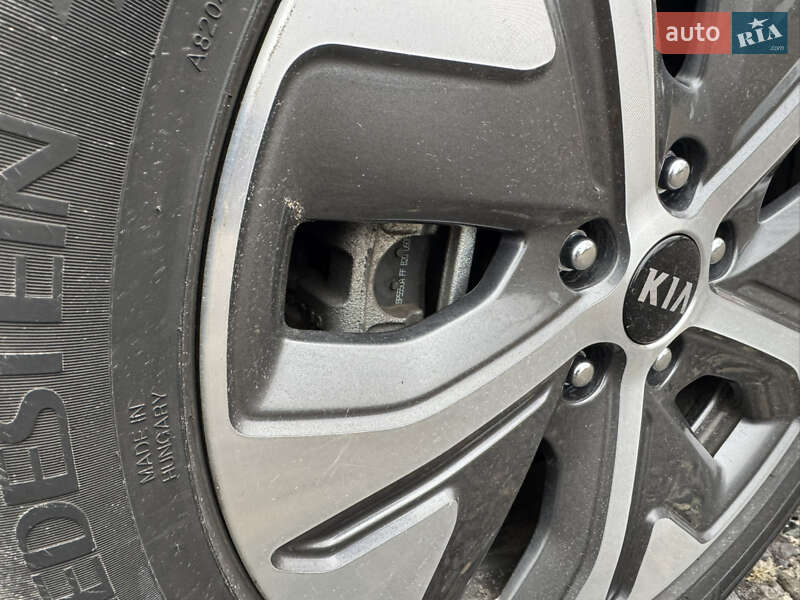 Позашляховик / Кросовер Kia Niro 2020 в Яворові
