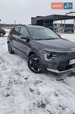Внедорожник / Кроссовер Kia Niro 2023 в Николаеве