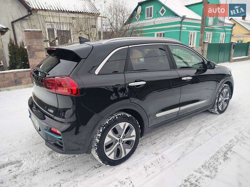 Внедорожник / Кроссовер Kia Niro 2020 в Дубно