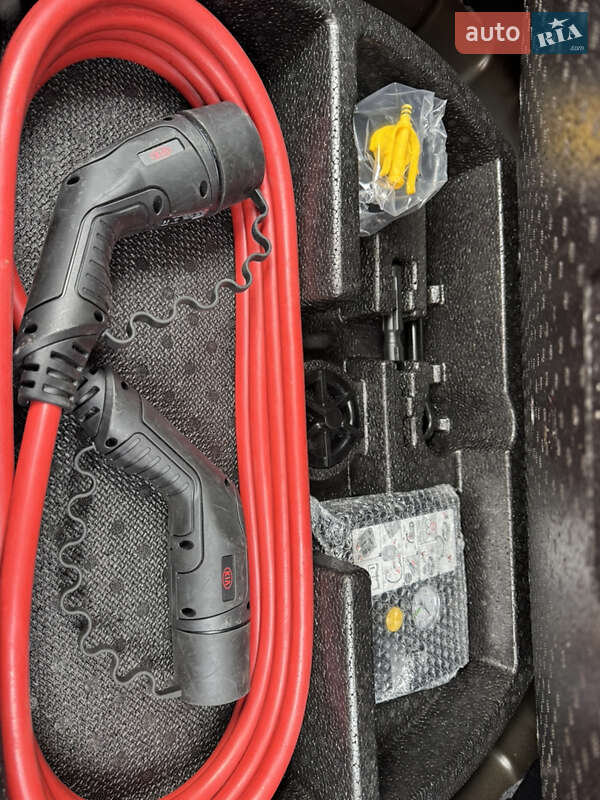 Внедорожник / Кроссовер Kia Niro 2020 в Казатине