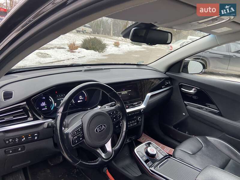 Позашляховик / Кросовер Kia Niro 2020 в Стрию