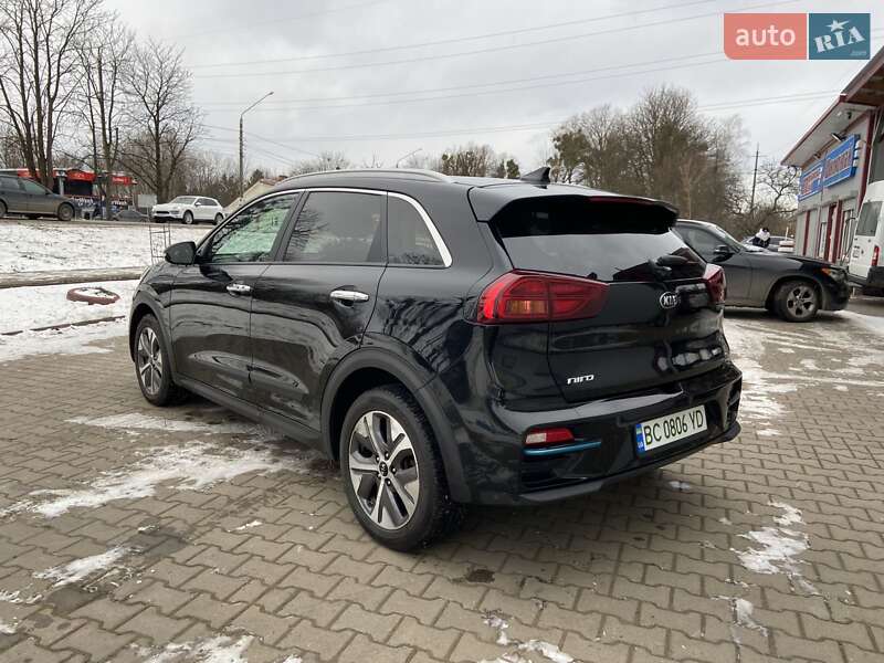 Позашляховик / Кросовер Kia Niro 2020 в Стрию