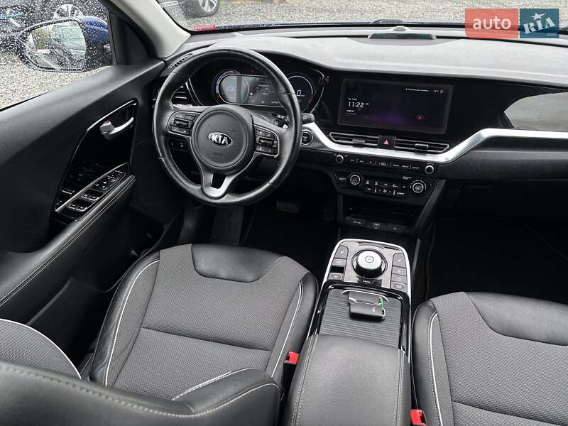 Позашляховик / Кросовер Kia Niro 2020 в Львові