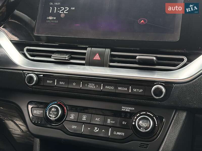 Позашляховик / Кросовер Kia Niro 2020 в Львові