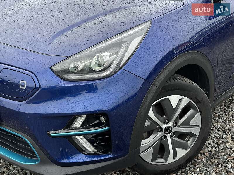 Позашляховик / Кросовер Kia Niro 2020 в Львові