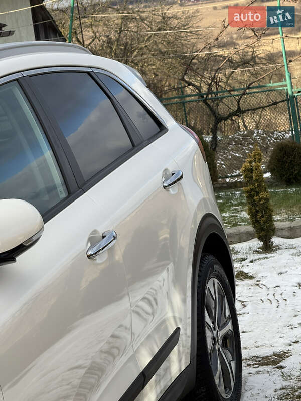 Позашляховик / Кросовер Kia Niro 2020 в Дрогобичі