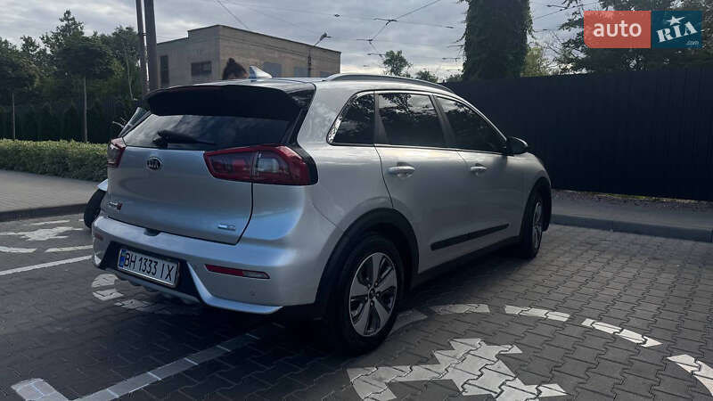 Позашляховик / Кросовер Kia Niro 2018 в Одесі