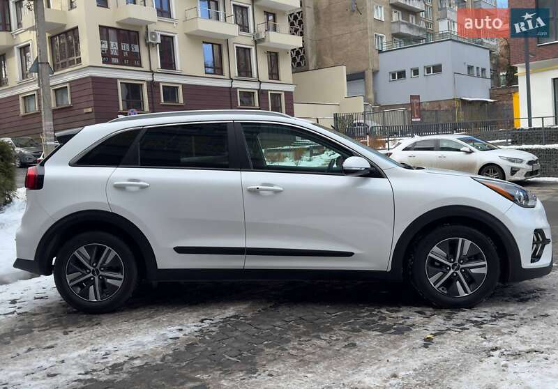Позашляховик / Кросовер Kia Niro 2021 в Львові фото 5 Позашляховик / Кросовер Kia Niro 2021 в Львові