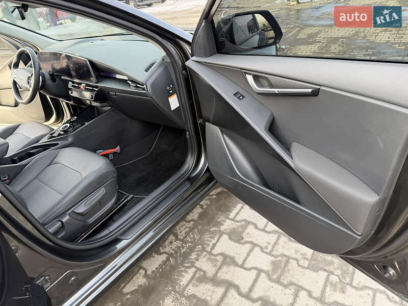 Позашляховик / Кросовер Kia Niro 2023 в Калуші