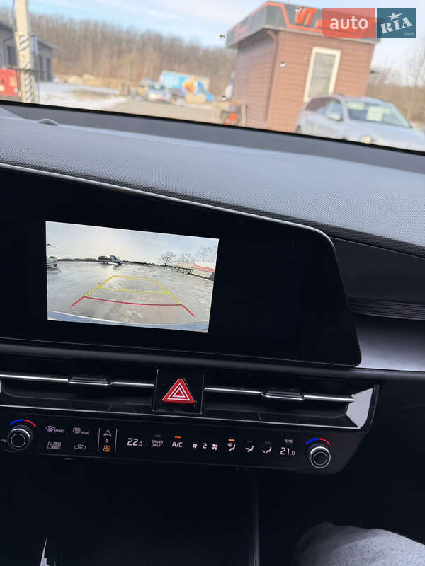 Позашляховик / Кросовер Kia Niro 2023 в Калуші