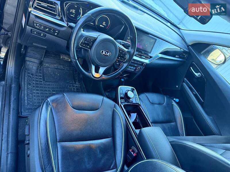 Внедорожник / Кроссовер Kia Niro 2020 в Богодухове