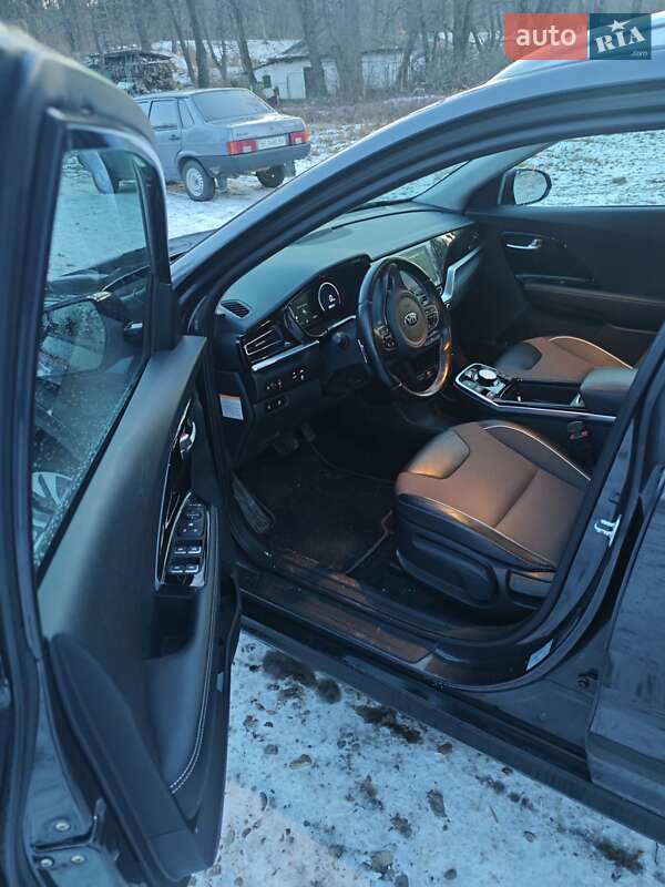 Внедорожник / Кроссовер Kia Niro 2020 в Дрогобыче фото 8 Внедорожник / Кроссовер Kia Niro 2020 в Дрогобыче