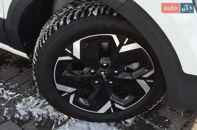 Позашляховик / Кросовер Kia Niro 2024 в Львові фото 5 Позашляховик / Кросовер Kia Niro 2024 в Львові
