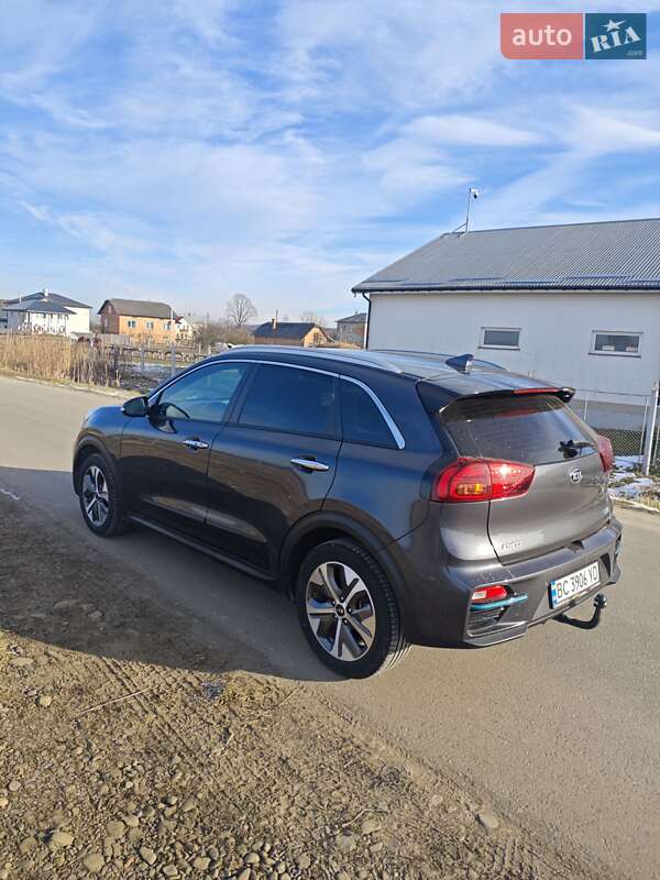 Внедорожник / Кроссовер Kia Niro 2020 в Дрогобыче фото 4 Внедорожник / Кроссовер Kia Niro 2020 в Дрогобыче