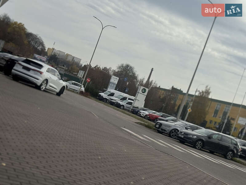 Позашляховик / Кросовер Kia Niro 2023 в Рівному