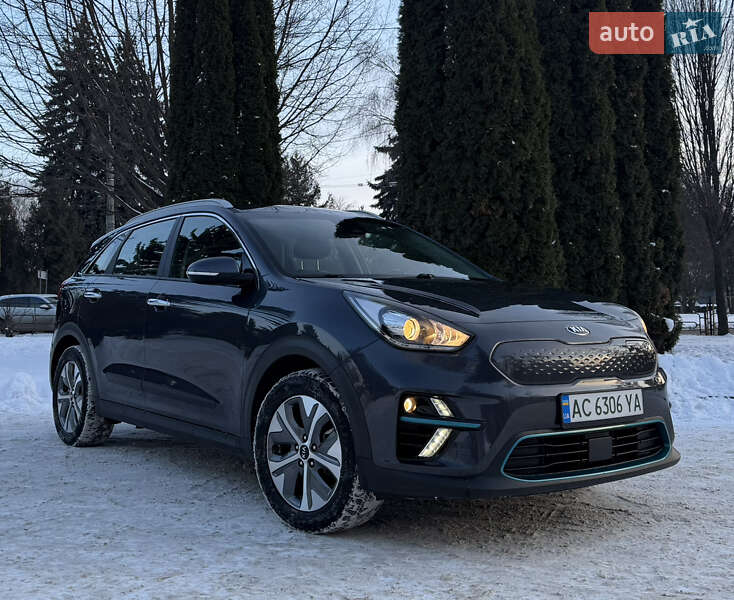 Позашляховик / Кросовер Kia Niro 2019 в Тернополі фото 2 Позашляховик / Кросовер Kia Niro 2019 в Тернополі