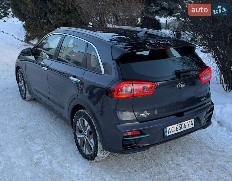 Позашляховик / Кросовер Kia Niro 2019 в Тернополі фото 28 Позашляховик / Кросовер Kia Niro 2019 в Тернополі