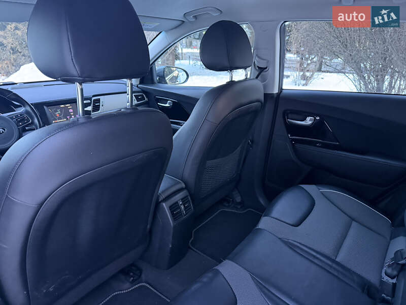 Позашляховик / Кросовер Kia Niro 2019 в Тернополі фото 56 Позашляховик / Кросовер Kia Niro 2019 в Тернополі