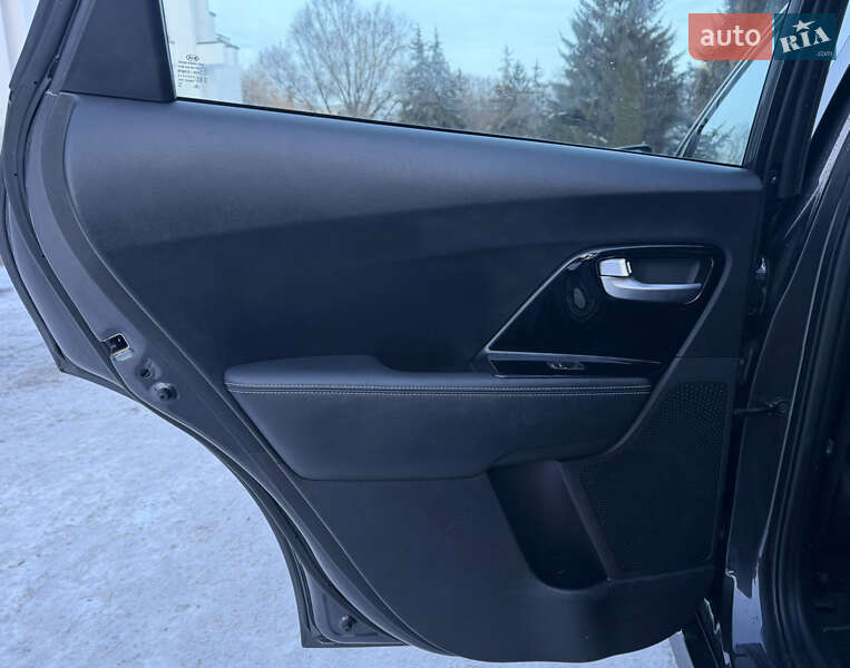 Позашляховик / Кросовер Kia Niro 2019 в Тернополі фото 76 Позашляховик / Кросовер Kia Niro 2019 в Тернополі