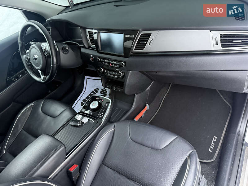 Внедорожник / Кроссовер Kia Niro 2019 в Ровно фото 23 Внедорожник / Кроссовер Kia Niro 2019 в Ровно