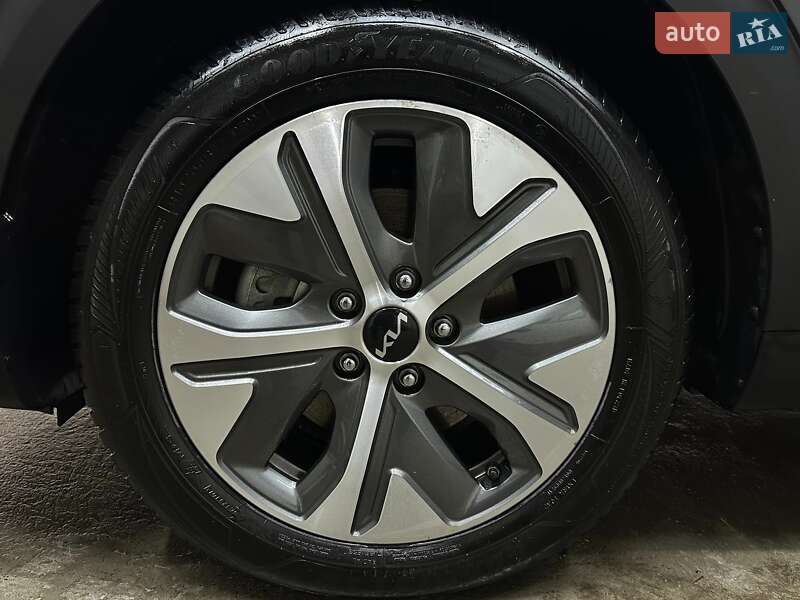 Внедорожник / Кроссовер Kia Niro 2022 в Львове