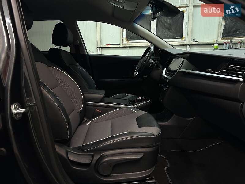 Внедорожник / Кроссовер Kia Niro 2022 в Львове