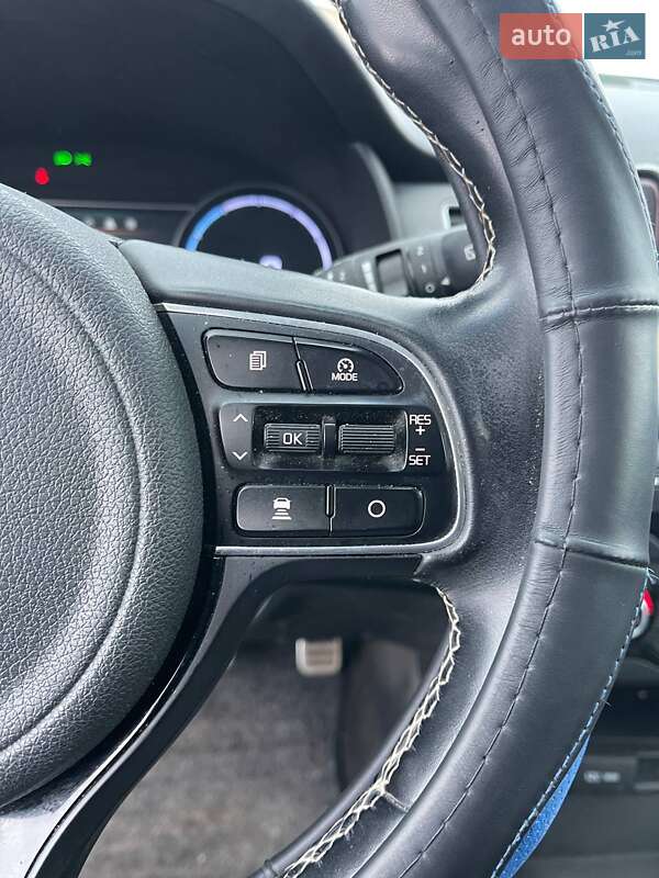 Позашляховик / Кросовер Kia Niro 2019 в Львові