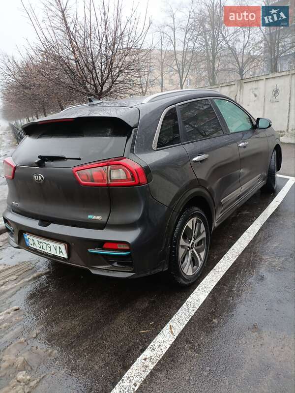 Позашляховик / Кросовер Kia Niro 2019 в Черкасах фото 13 Позашляховик / Кросовер Kia Niro 2019 в Черкасах