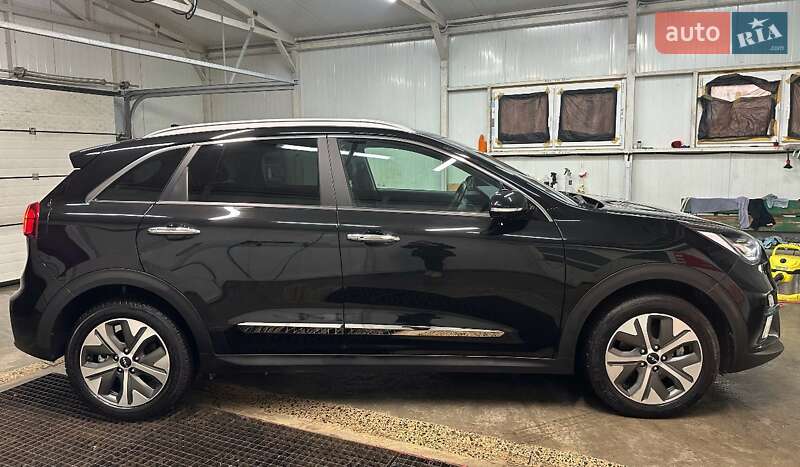 Внедорожник / Кроссовер Kia Niro 2021 в Львове