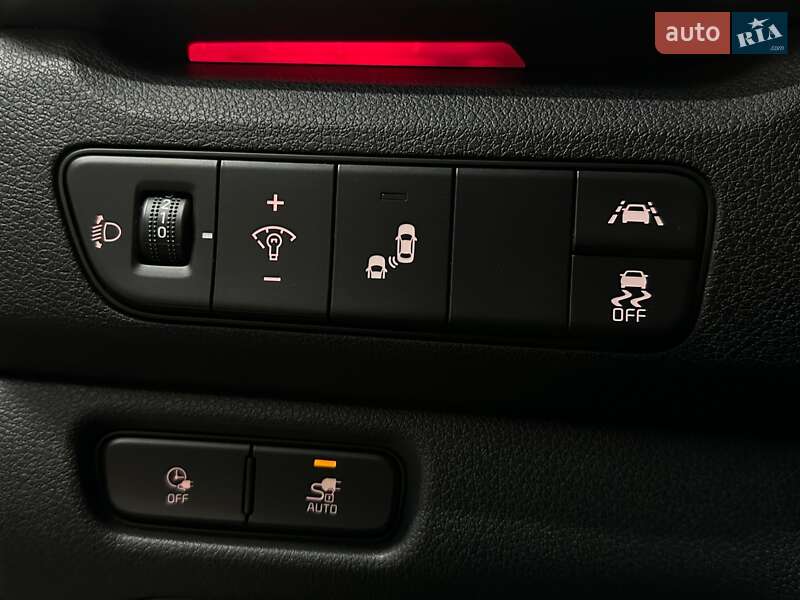 Внедорожник / Кроссовер Kia Niro 2021 в Львове