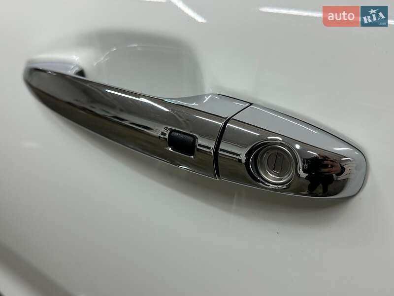 Внедорожник / Кроссовер Kia Niro 2021 в Львове