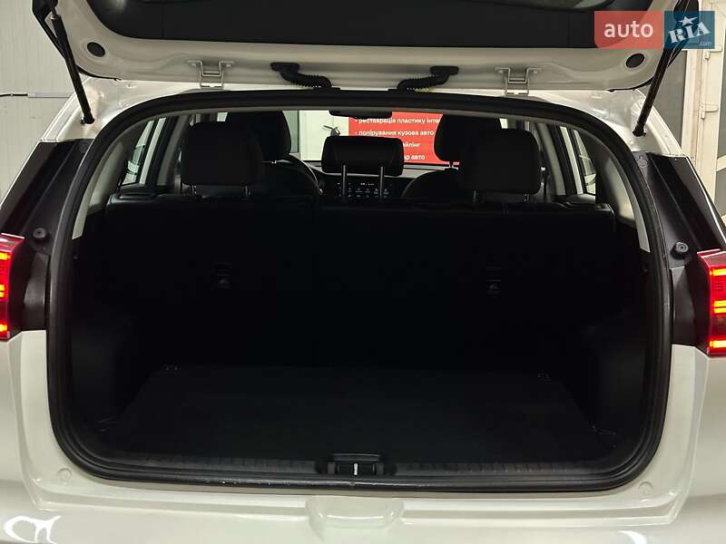 Внедорожник / Кроссовер Kia Niro 2021 в Львове