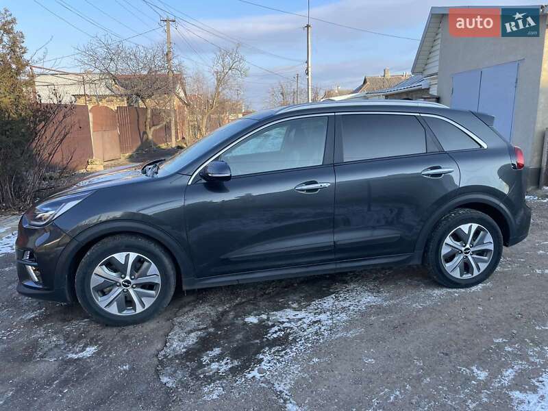 Внедорожник / Кроссовер Kia Niro 2022 в Одессе
