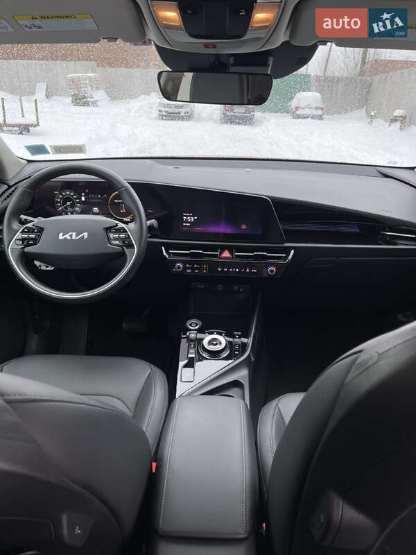 Внедорожник / Кроссовер Kia Niro 2023 в Житомире