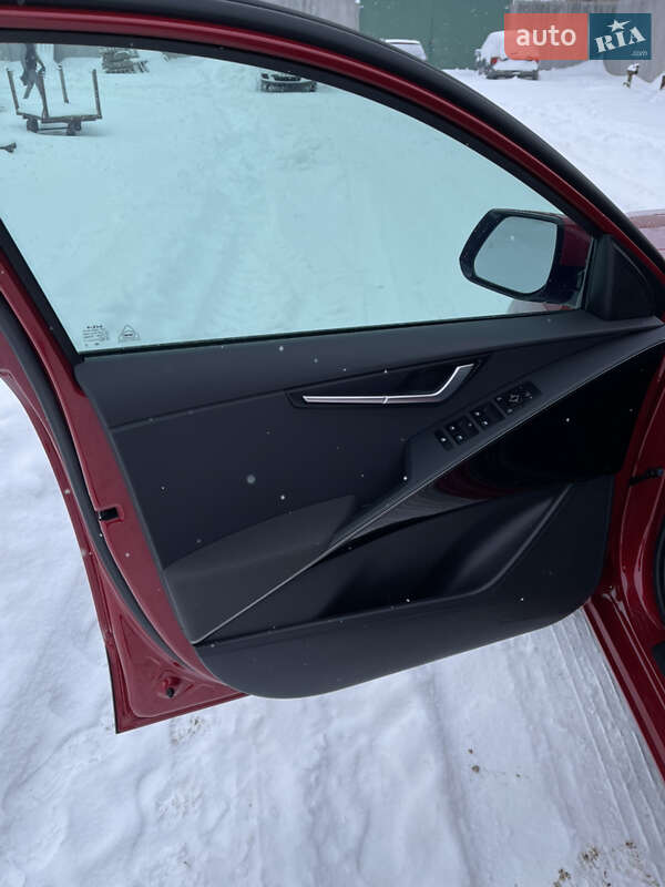 Внедорожник / Кроссовер Kia Niro 2023 в Житомире