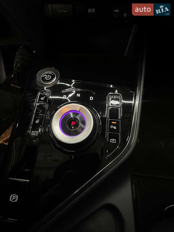 Внедорожник / Кроссовер Kia Niro 2023 в Житомире