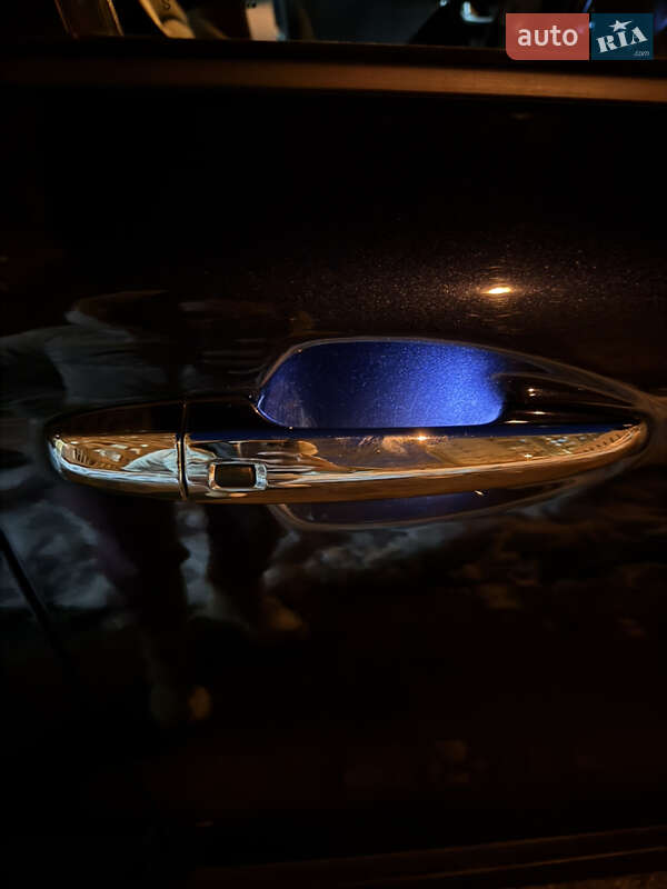 Внедорожник / Кроссовер Kia Niro 2020 в Львове